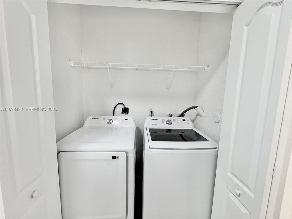 For Rent: $2,900 (3 beds, 2 baths, 1340 Square Feet)