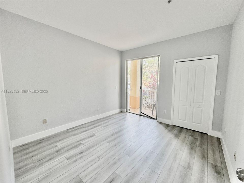 For Rent: $2,900 (3 beds, 2 baths, 1340 Square Feet)