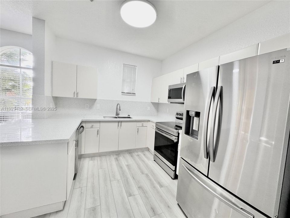For Rent: $2,900 (3 beds, 2 baths, 1340 Square Feet)