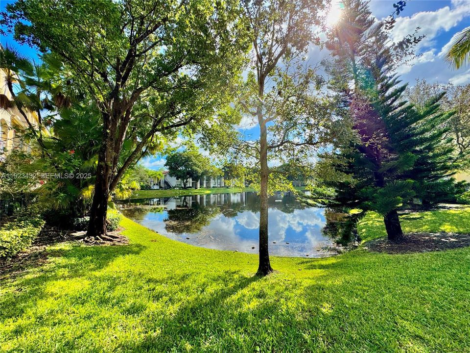 For Rent: $2,900 (3 beds, 2 baths, 1340 Square Feet)