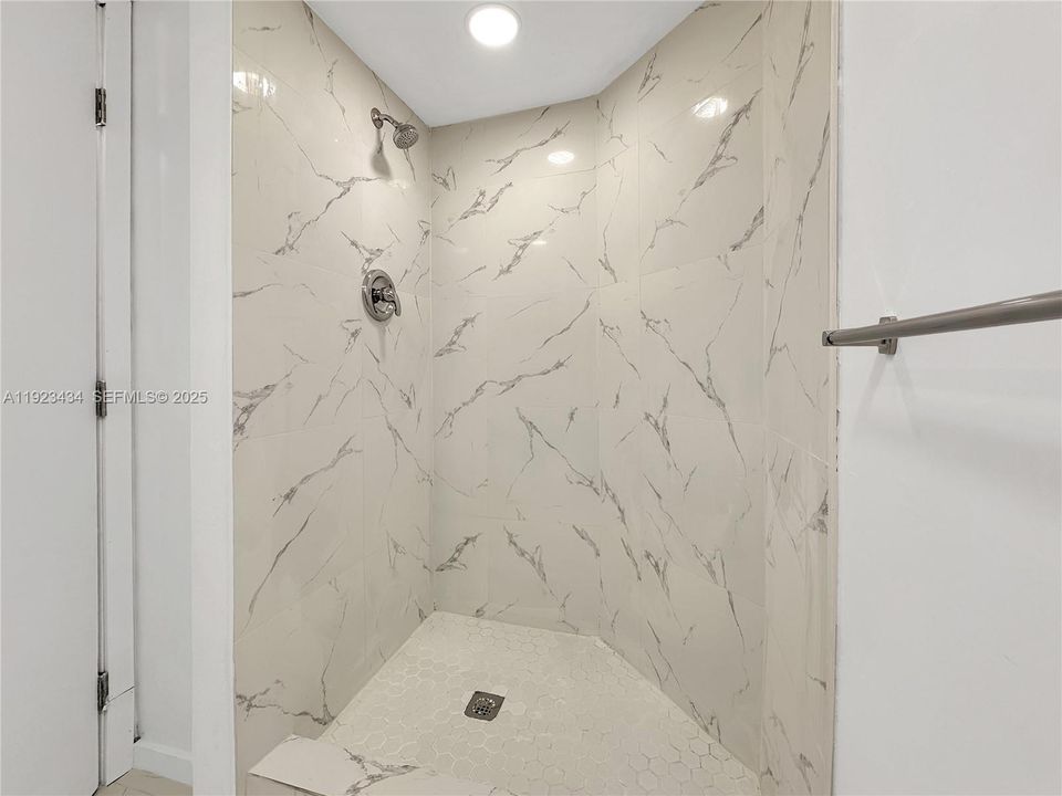 En Renta: $1,850 (2 camas, 2 baños, 890 Pies cuadrados)