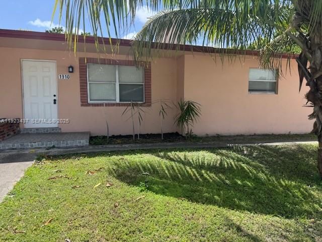 В аренду: $2,100 (2 спален, 1 ванн, 1969 Квадратных фут)