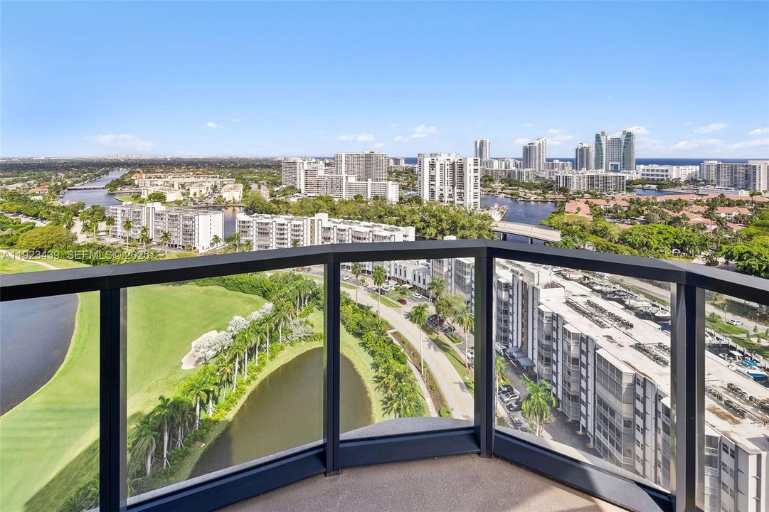 For Rent: $5,663 (3 beds, 2 baths, 1674 Square Feet)