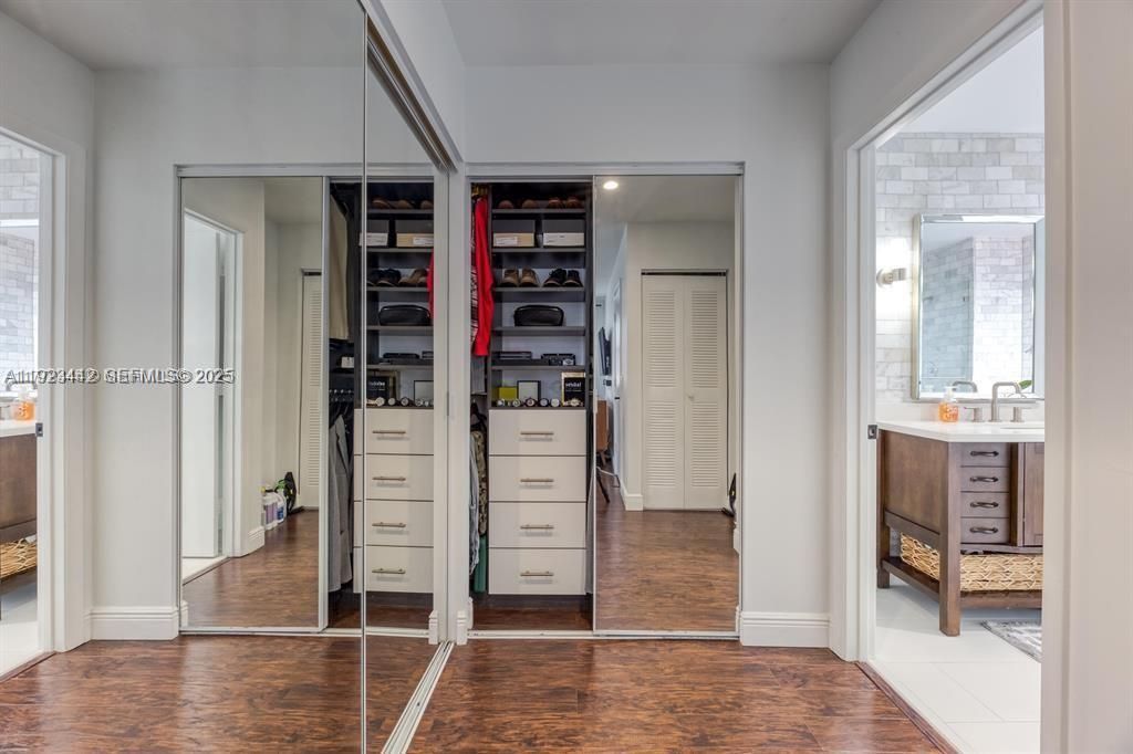 For Sale: $680,000 (4 beds, 3 baths, 2243 Square Feet)