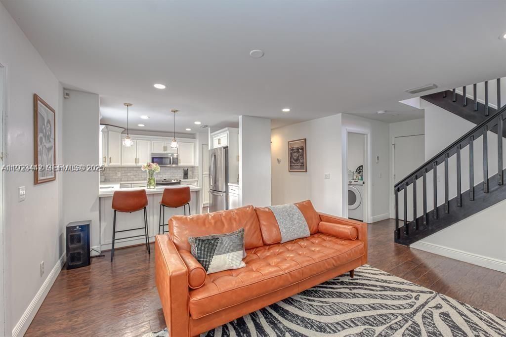 For Sale: $680,000 (4 beds, 3 baths, 2243 Square Feet)