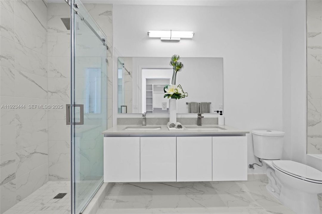 For Rent: $5,029 (3 beds, 2 baths, 1674 Square Feet)