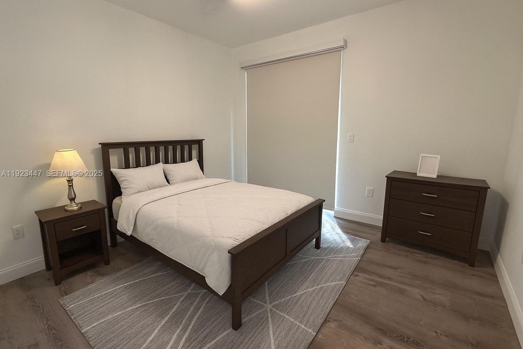 For Rent: $2,750 (3 beds, 2 baths, 1256 Square Feet)