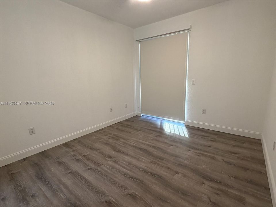 For Rent: $2,750 (3 beds, 2 baths, 1256 Square Feet)