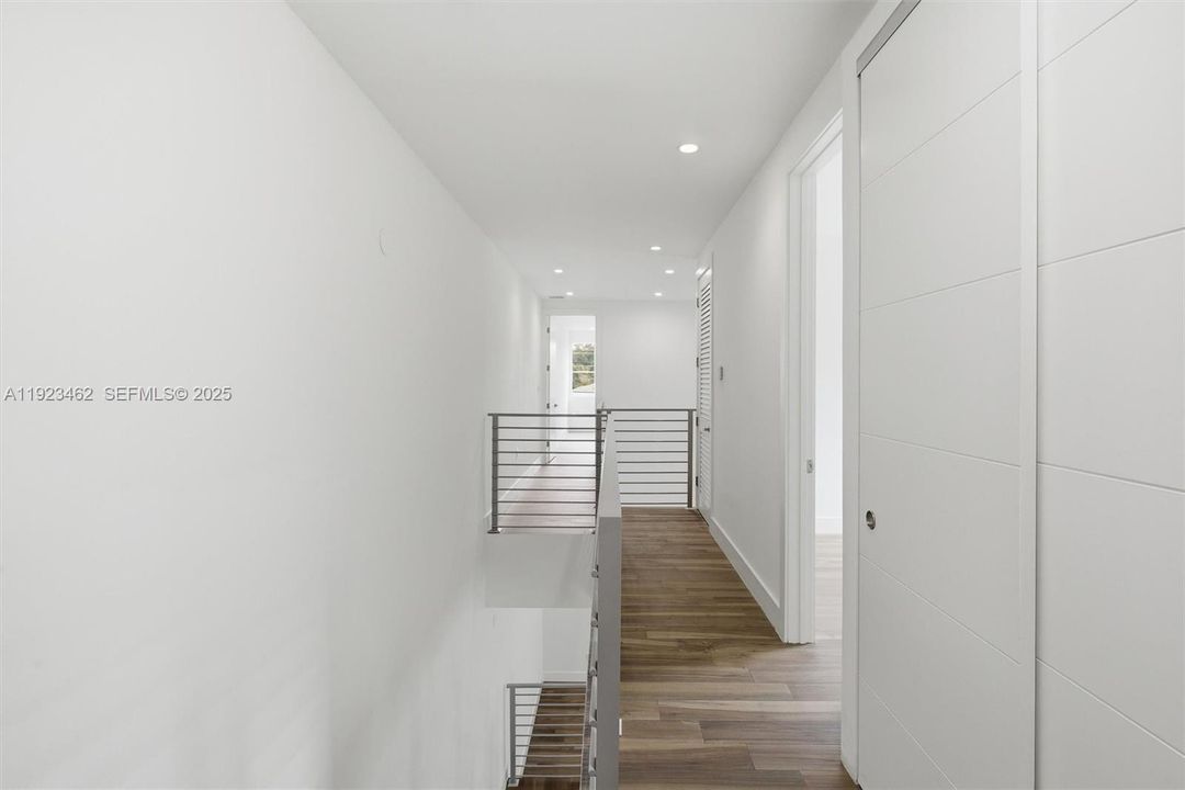 For Rent: $7,200 (3 beds, 3 baths, 2039 Square Feet)