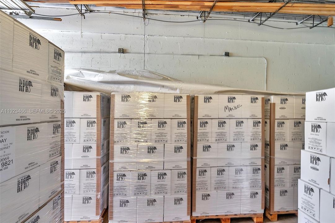 На продажу: $185,000 (0 спален, 0 ванн, 0 Квадратных фут)