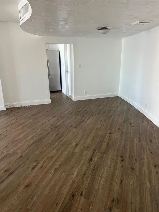 For Sale: $360,000 (2 beds, 2 baths, 1420 Square Feet)