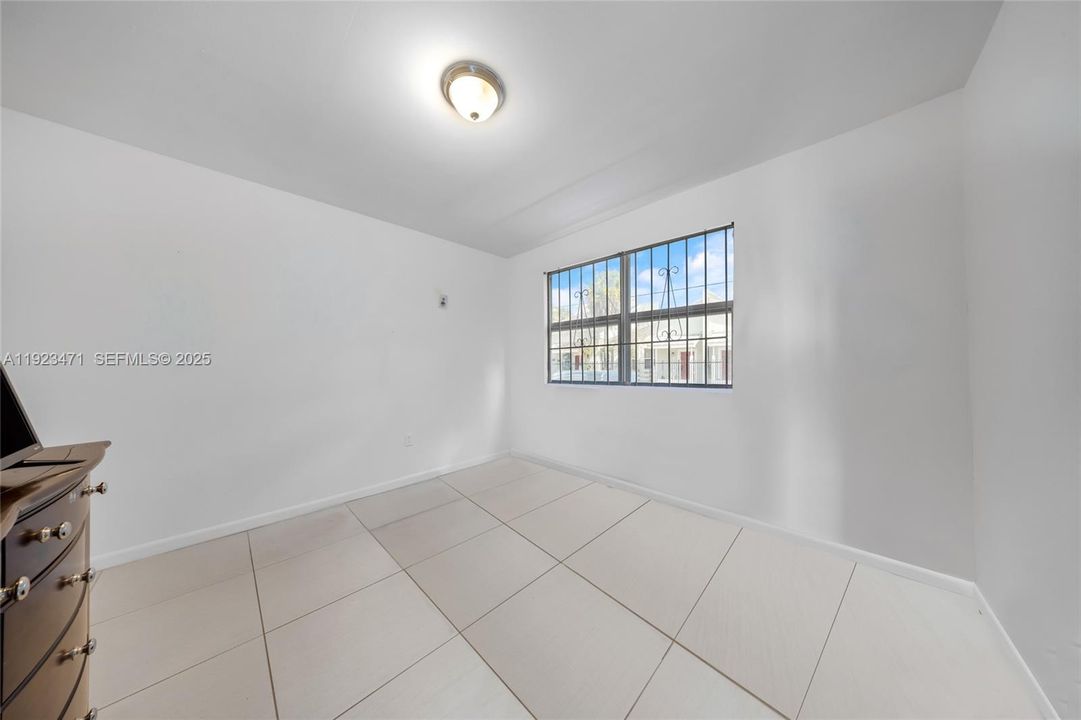 待售: $5,000,000 (0 贝兹, 0 浴室, 0 平方英尺)