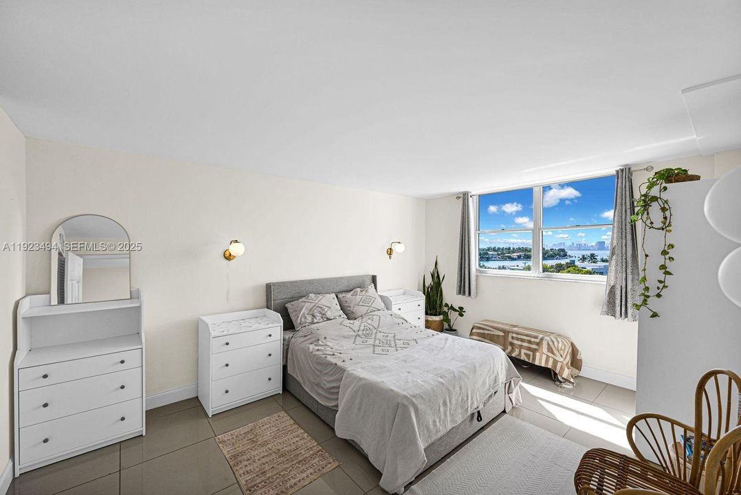 En Venta: $290,000 (1 camas, 1 baños, 800 Pies cuadrados)