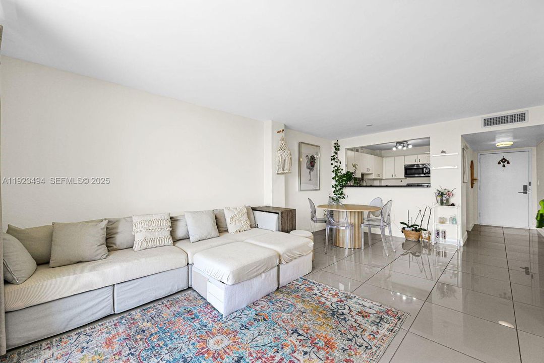 En Venta: $290,000 (1 camas, 1 baños, 800 Pies cuadrados)