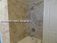 En Venta: $220,000 (2 camas, 2 baños, 1094 Pies cuadrados)