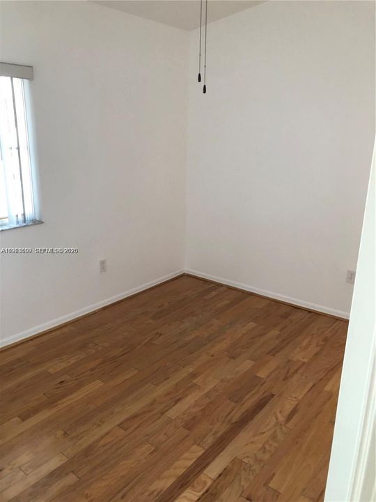 For Rent: $1,700 (2 beds, 2 baths, 815 Square Feet)