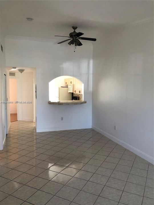 For Rent: $1,700 (2 beds, 2 baths, 815 Square Feet)