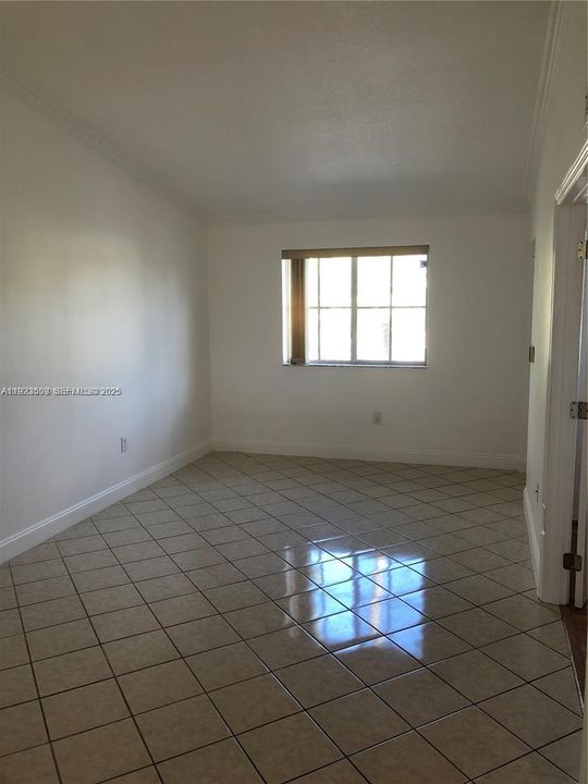 For Rent: $1,700 (2 beds, 2 baths, 815 Square Feet)