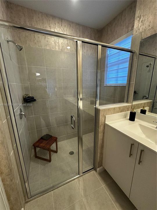 В аренду: $3,500 (3 спален, 2 ванн, 2217 Квадратных фут)