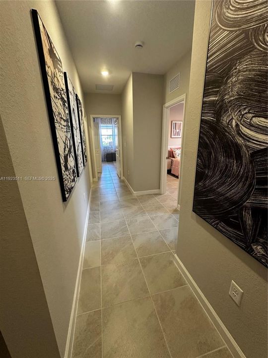 В аренду: $3,500 (3 спален, 2 ванн, 2217 Квадратных фут)