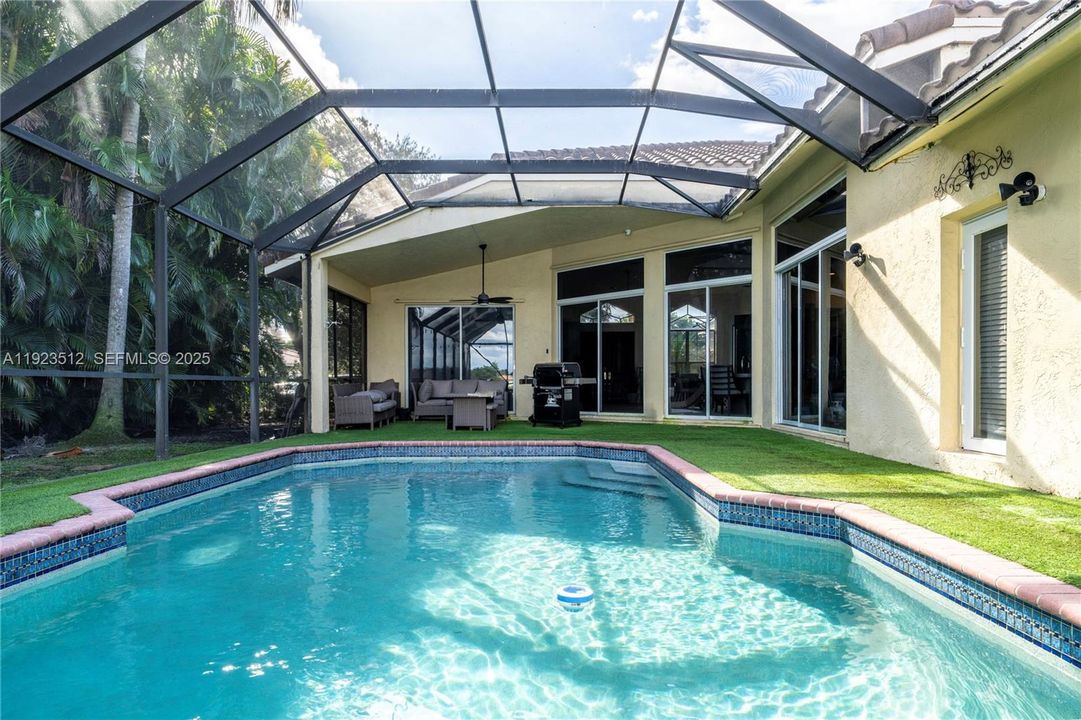 For Rent: $7,200 (5 beds, 3 baths, 2644 Square Feet)