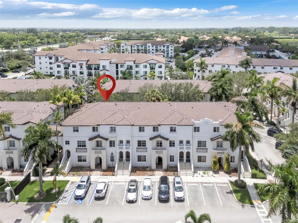 For Sale: $435,000 (3 beds, 2 baths, 1426 Square Feet)