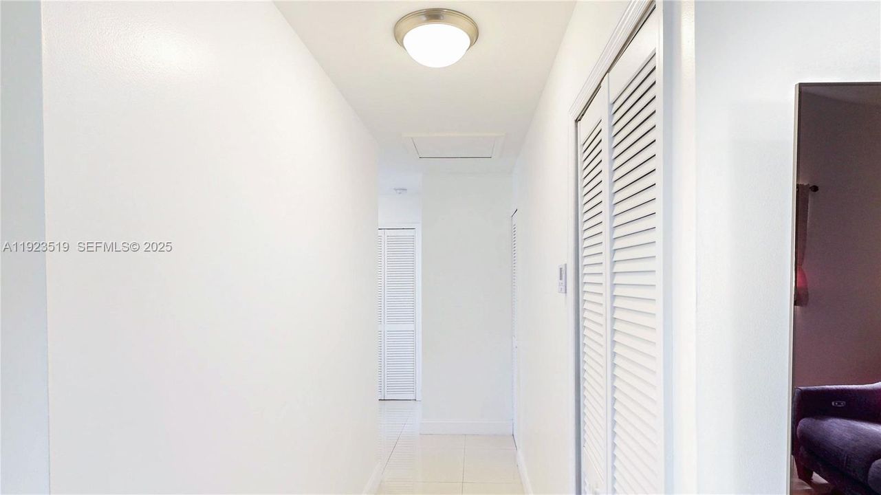 На продажу: $649,900 (5 спален, 3 ванн, 1935 Квадратных фут)