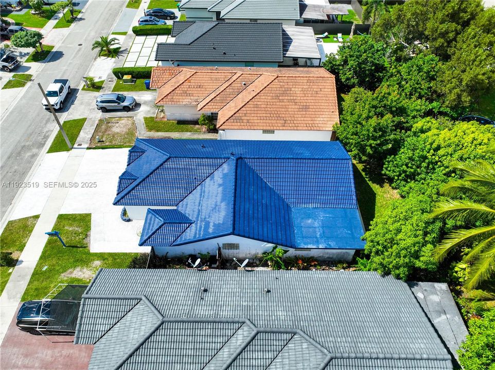 На продажу: $649,900 (5 спален, 3 ванн, 1935 Квадратных фут)