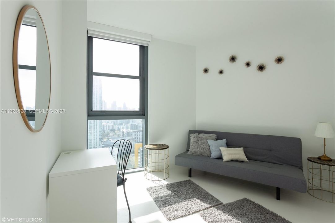 Active With Contract: $6,500 (3 beds, 2 baths, 1250 Square Feet)