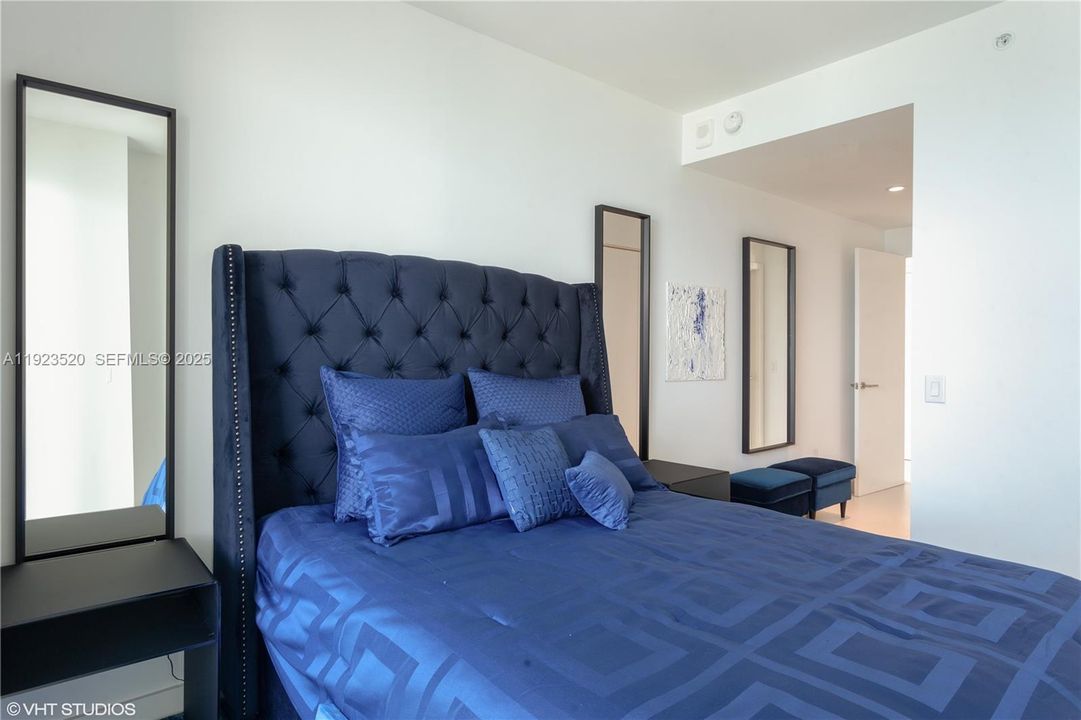 Active With Contract: $6,500 (3 beds, 2 baths, 1250 Square Feet)