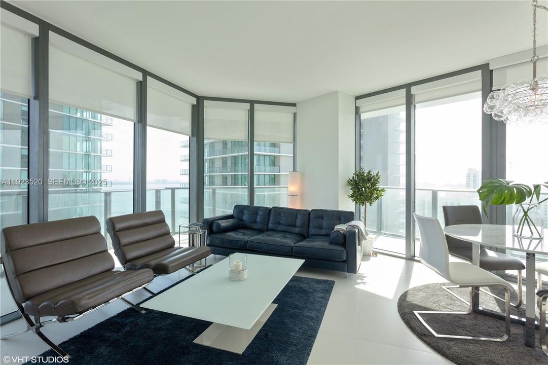 Active With Contract: $6,500 (3 beds, 2 baths, 1250 Square Feet)