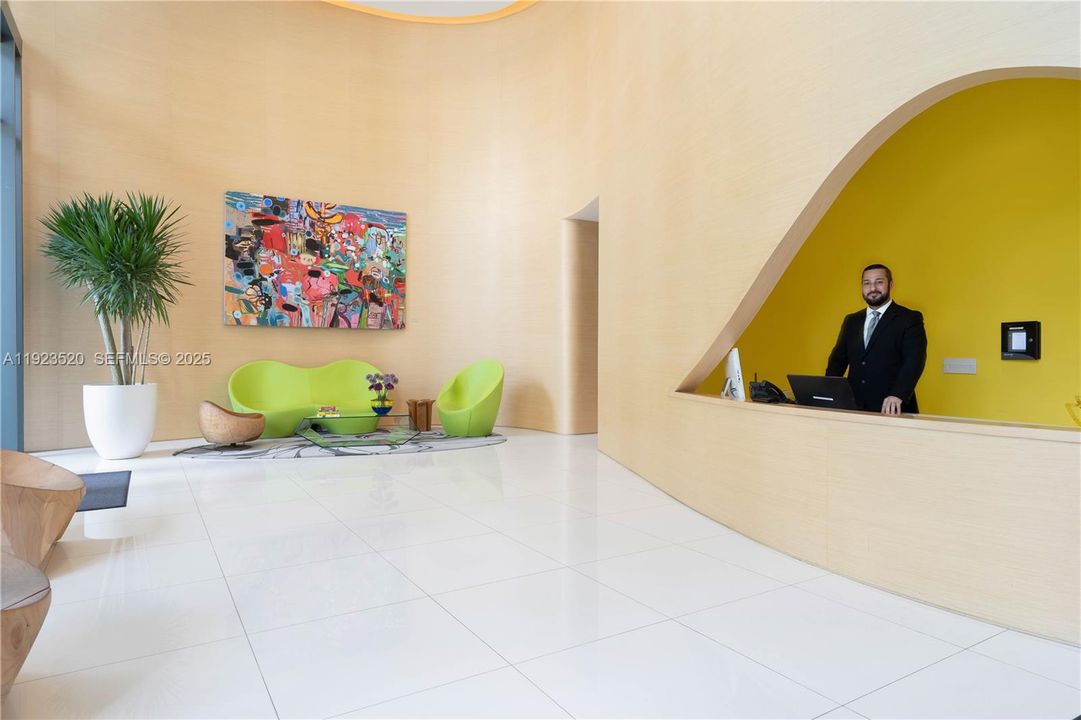 Active With Contract: $6,500 (3 beds, 2 baths, 1250 Square Feet)