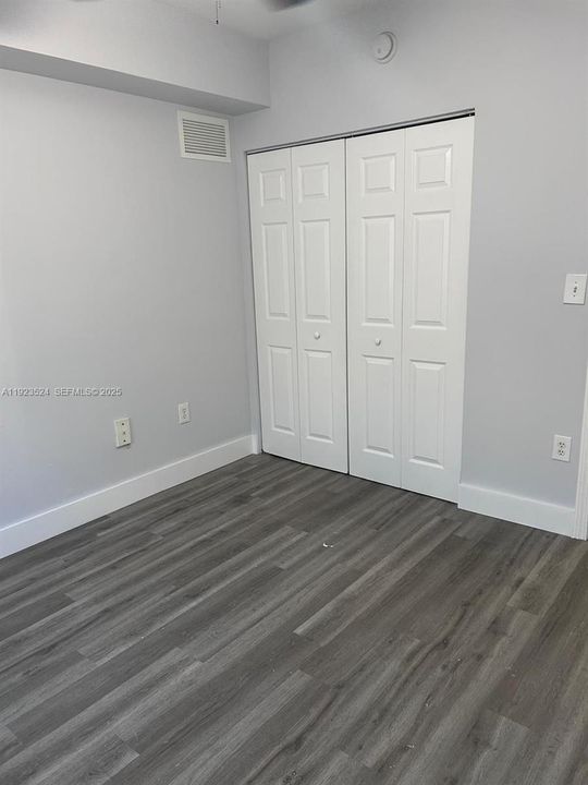 For Rent: $1,925 (2 beds, 2 baths, 809 Square Feet)