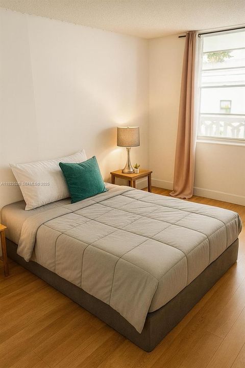 For Rent: $2,050 (1 beds, 1 baths, 694 Square Feet)