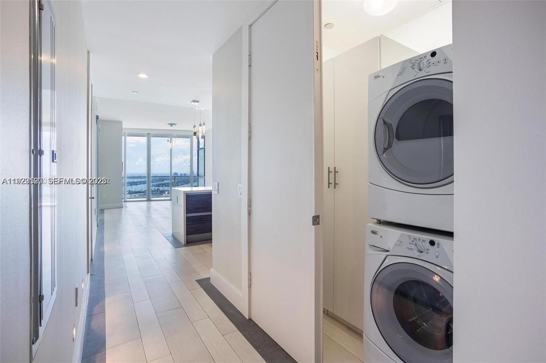 En Renta: $6,250 (2 camas, 2 baños, 1557 Pies cuadrados)