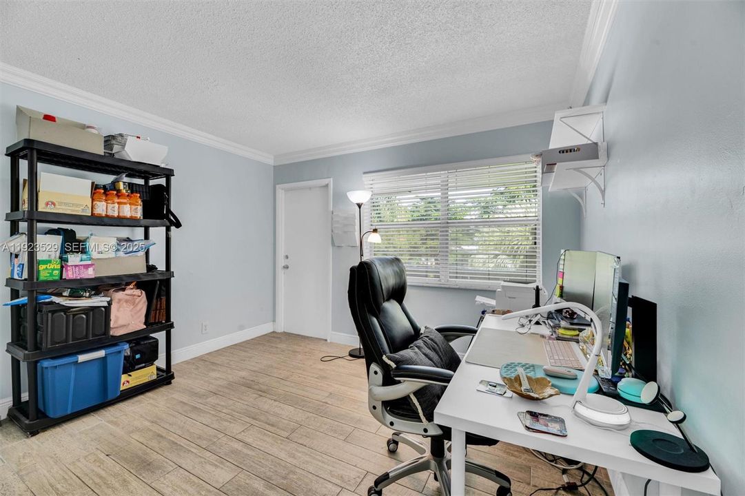 For Rent: $2,350 (2 beds, 2 baths, 800 Square Feet)