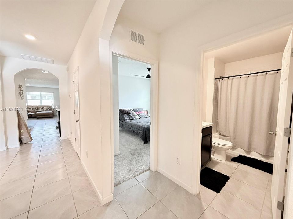 For Sale: $439,000 (4 beds, 2 baths, 1827 Square Feet)