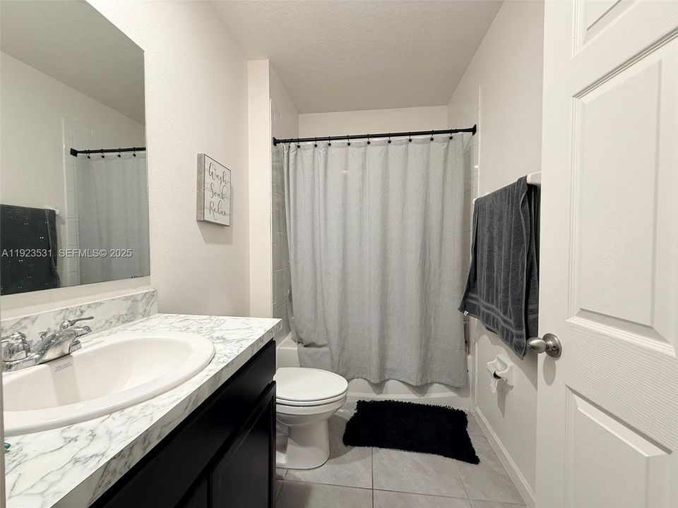 For Sale: $439,000 (4 beds, 2 baths, 1827 Square Feet)