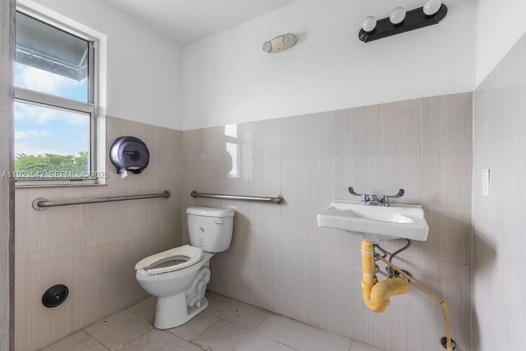 For Sale: $2,500,000 (0 beds, 0 baths, 0 Square Feet)