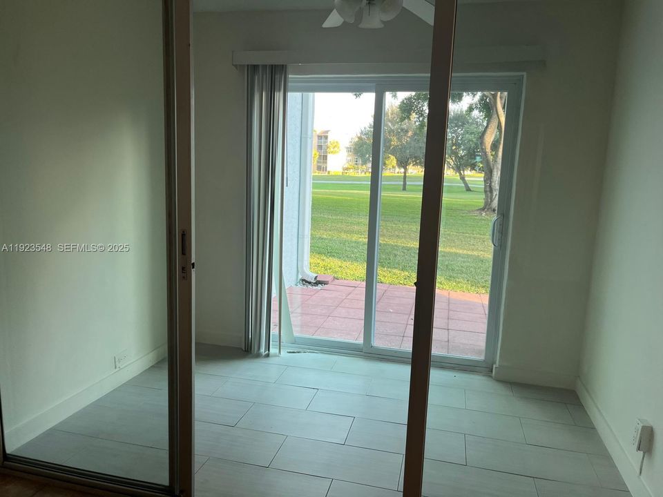 For Rent: $2,200 (2 beds, 2 baths, 1030 Square Feet)