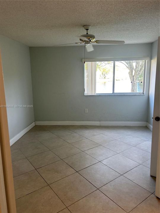 For Rent: $2,100 (2 beds, 2 baths, 1065 Square Feet)