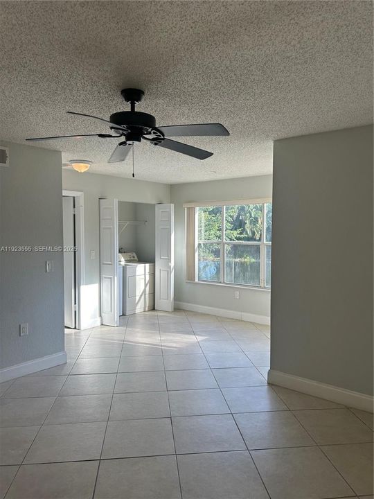 For Rent: $2,100 (2 beds, 2 baths, 1065 Square Feet)