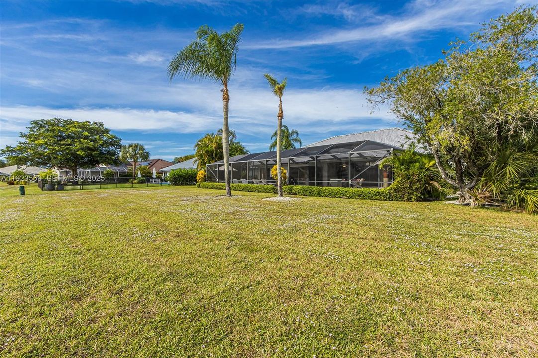 For Rent: $10,850 (3 beds, 3 baths, 2526 Square Feet)