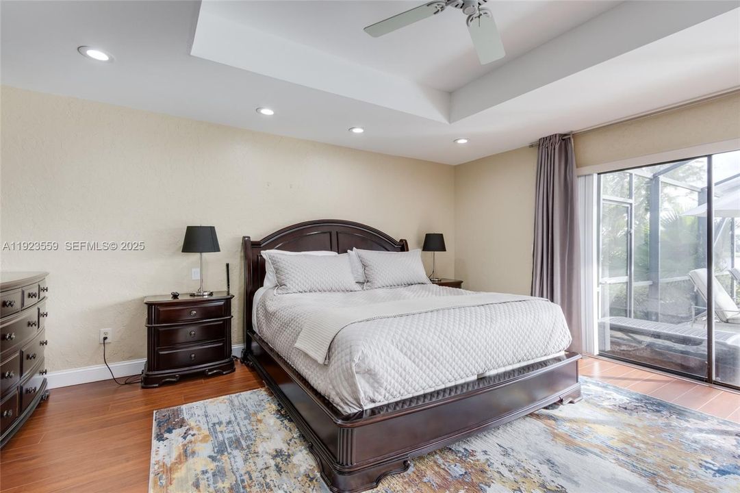 For Rent: $10,850 (3 beds, 3 baths, 2526 Square Feet)