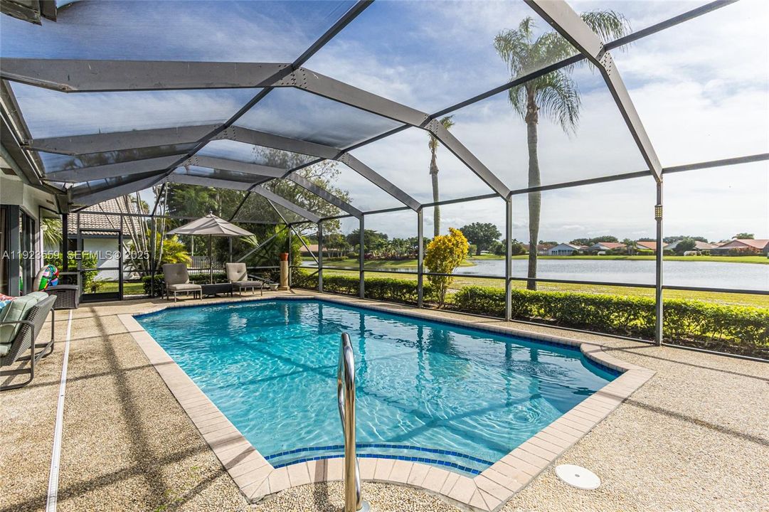 For Rent: $10,850 (3 beds, 3 baths, 2526 Square Feet)