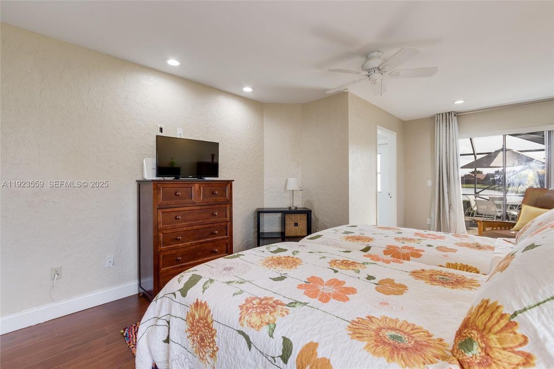 For Rent: $10,850 (3 beds, 3 baths, 2526 Square Feet)