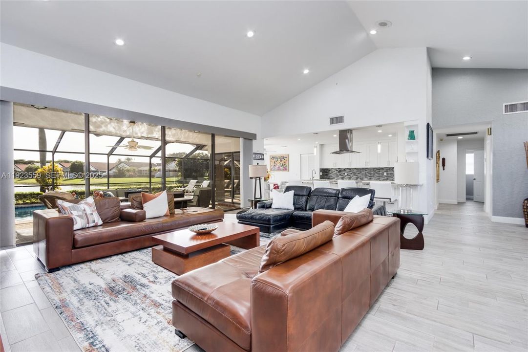 For Rent: $10,850 (3 beds, 3 baths, 2526 Square Feet)