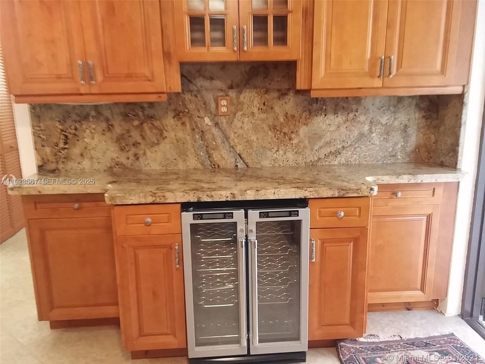 For Rent: $3,900 (4 beds, 3 baths, 1910 Square Feet)