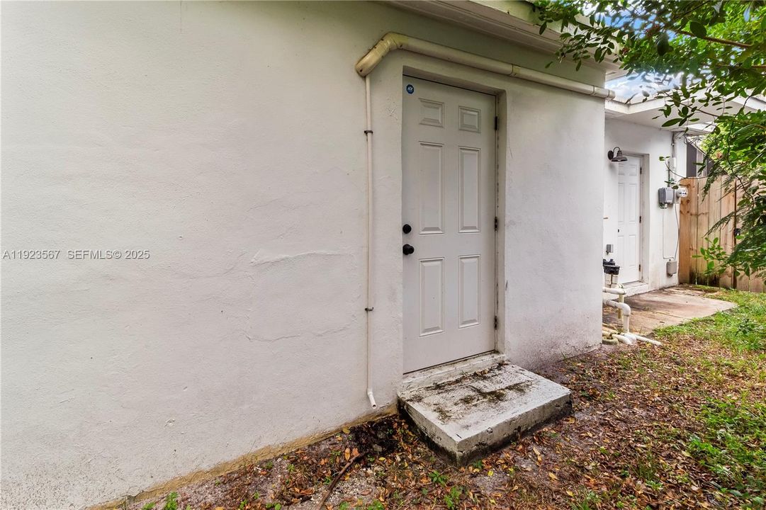 待售: $920,000 (4 贝兹, 3 浴室, 2172 平方英尺)