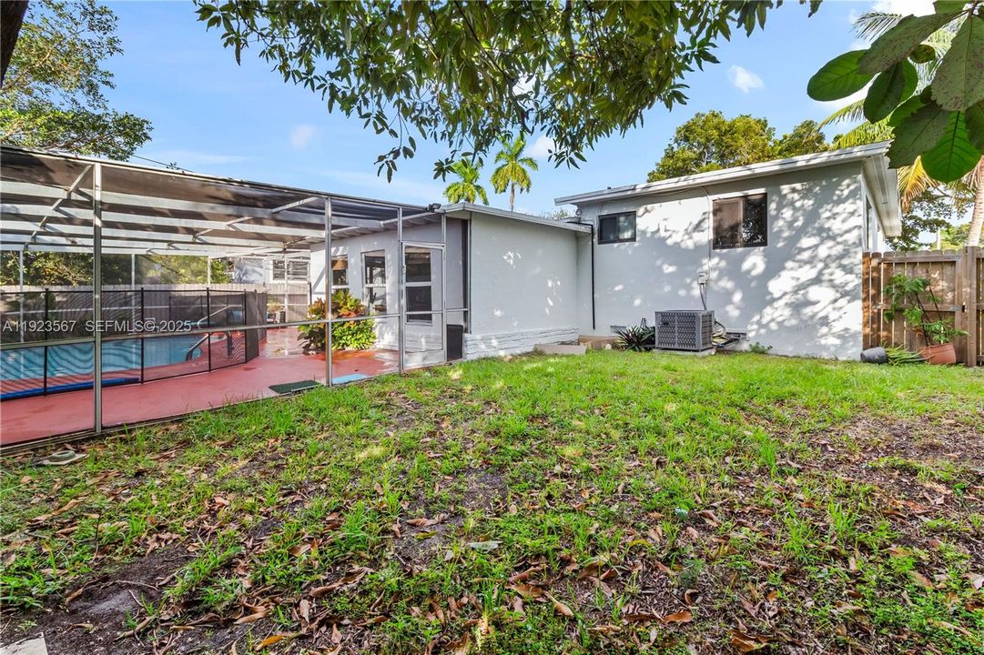 待售: $920,000 (4 贝兹, 3 浴室, 2172 平方英尺)